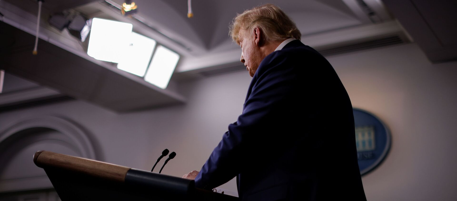 U.S. President Donald Trump speaks about prescription drug prices during an appearance in the Brady Press Briefing Room at the White House in Washington, U.S., November 20, 2020 - Sputnik International, 1920, 22.11.2020