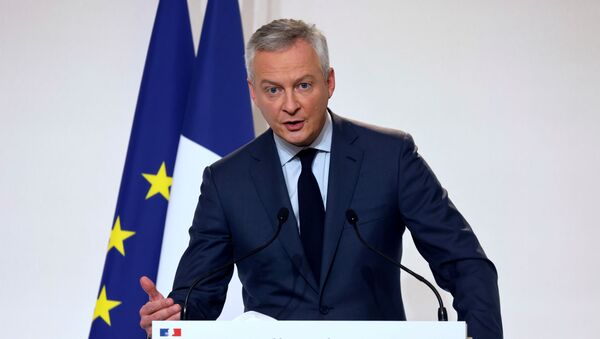 French Economy and Finance Minister Bruno Le Maire speaks during a news conference on the country's COVID-19 situation at the French Health Ministry in Paris, France November 12, 2020 - Sputnik International