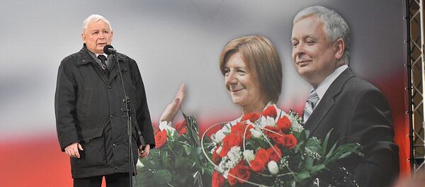 Former Polish Prime Minister Jarosław Kaczyński, brother of the President of Poland Lech Kaczyński. Basilica of St. John the Baptist in Warsaw, March of Remembrance, memory appeal in front of the Presidential Palace. Evening celebration of the 9th anniversary of the Smolensk disaster - Sputnik International