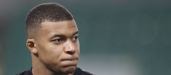 Soccer Football - Ligue 1 - Nantes v Paris St Germain - Stade de la Beaujoire - Louis Fonteneau, Nantes, France - 31 October 2020 Paris St Germain's Kylian Mbappe during the pre-match warm-up. Soccer Football - Ligue 1 - Nantes v Paris St Germain - Stade de la Beaujoire - Louis Fonteneau, Nantes, France - 31 October 2020 Paris St Germain's Kylian Mbappe during the pre-match warm-up. - Sputnik International