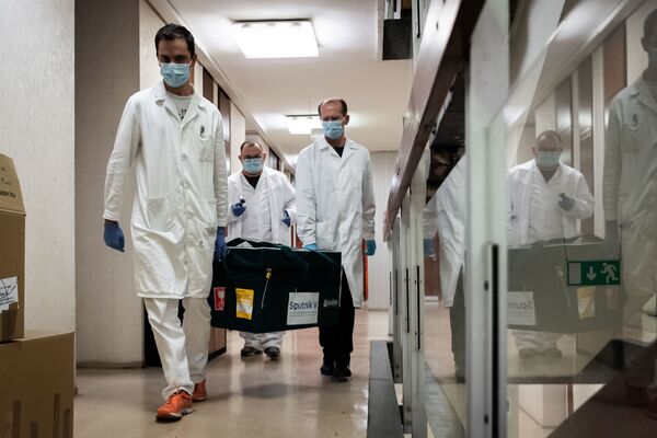 Sputnik V-AstraZeneca Covid-19 Vaccines' Joint Trials to Start Soon Sputnik V-AstraZeneca Covid-19 Vaccines' Joint Trials to Start Soon - Sputnik International