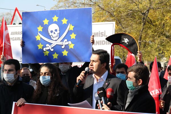 Protesters Gather Near German Embassy in Ankara Over Turkish Ship's Search in Mediterranean - Photos Protesters Gather Near German Embassy in Ankara Over Turkish Ship's Search in Mediterranean - Photos - Sputnik International