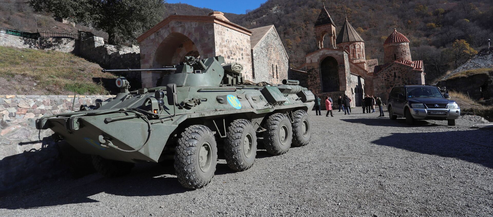 A view shows an armoured personnel carrier of the Russian peacekeeping forces near Dadivank Monastery in the region of Nagorno-Karabakh, November 24, 2020 - Sputnik International, 1920, 22.12.2020