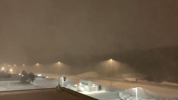 Screenshot from the Cleveland National Weather Service video showing heavy snowfall in Cleveland, Ohio  - Sputnik International