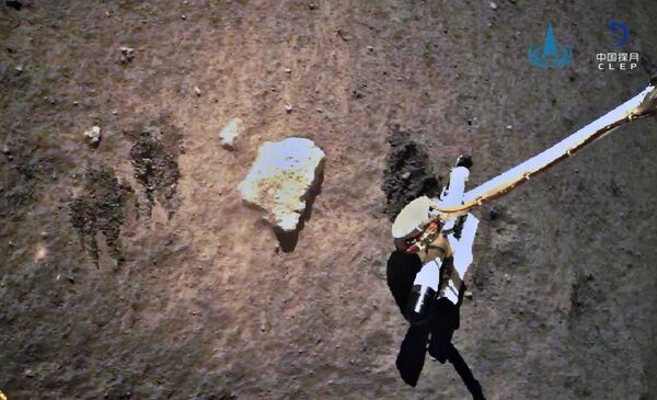 Photos: China’s Chang’e-5 Moon Probe Sends Back Samples, Stunning Images From Surface Photos: China’s Chang’e-5 Moon Probe Sends Back Samples, Stunning Images From Surface - Sputnik International