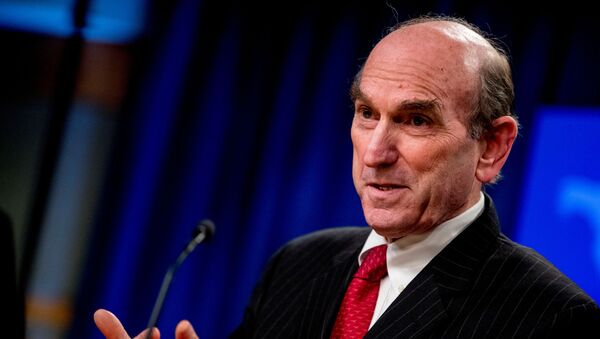 Elliott Abrams speaks during a news conference at the State Department, in Washington, U.S., March 31, 2020 - Sputnik International