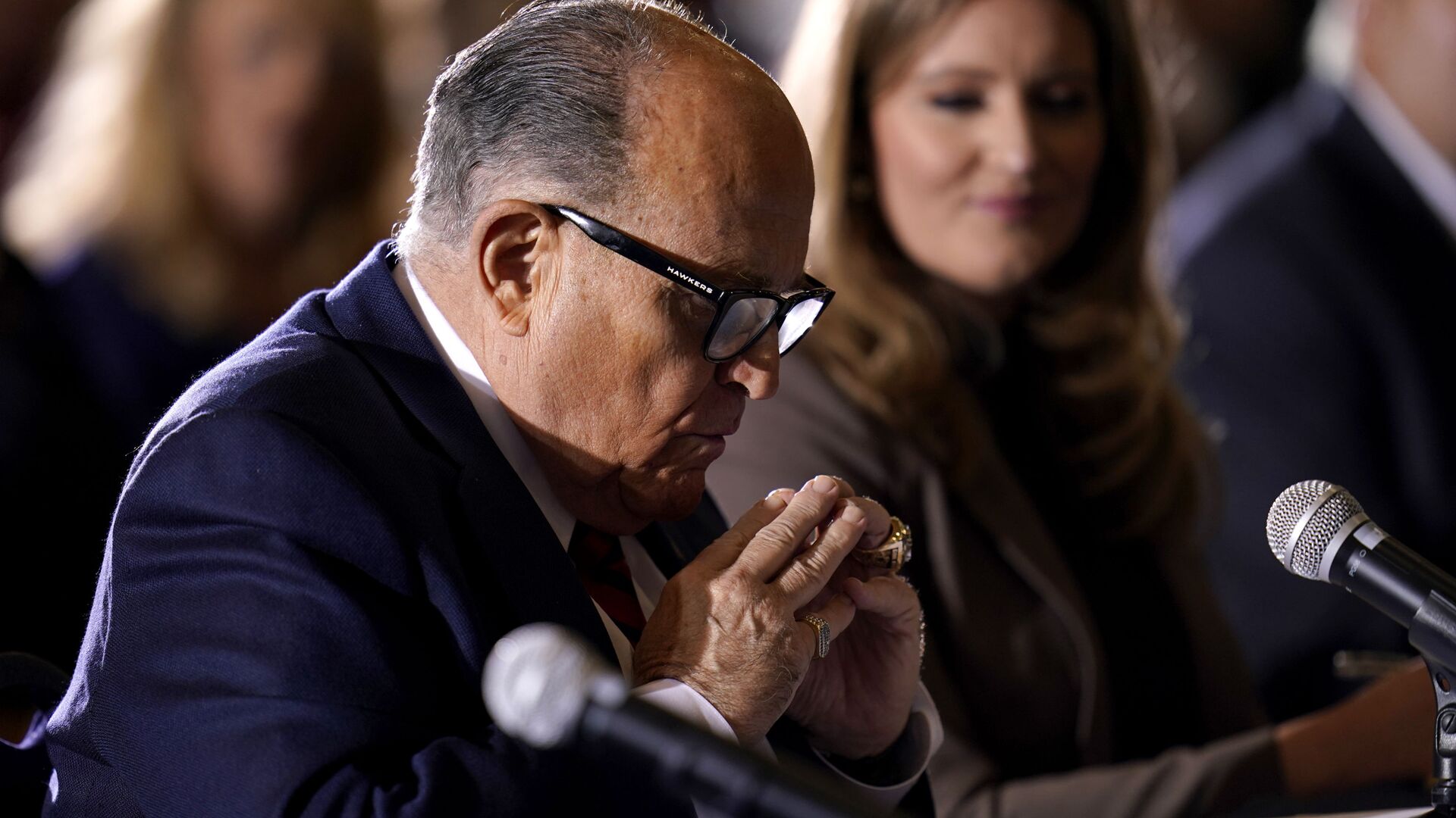 Former Mayor of New York Rudy Giuliani, a lawyer for President Donald Trump, speaks at a hearing of the Pennsylvania State Senate Majority Policy Committee, Wednesday, Nov. 25, 2020, in Gettysburg, Pa - Sputnik International, 1920, 24.06.2021