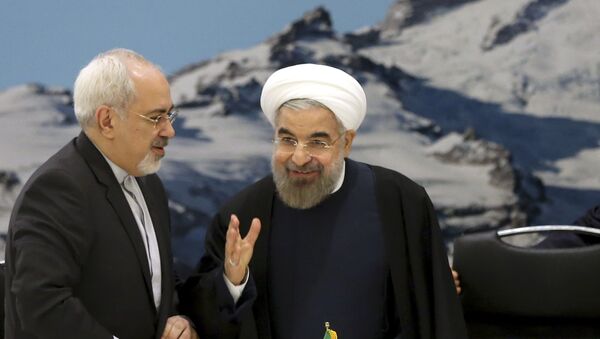   Mohammad Javad Zarif, Iran's foreign minister, Hassan Rouhani, Iran's president (File) - Sputnik International