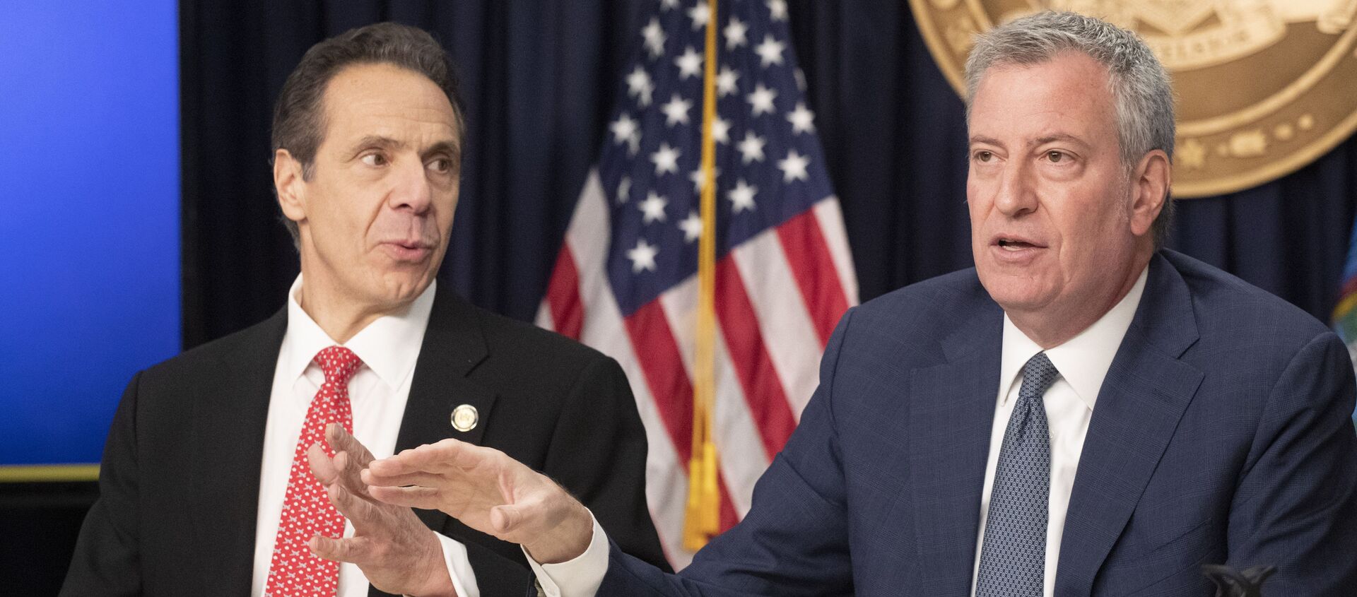 New York Gov. Andrew Cuomo, left, and Mayor Bill de Blasio discuss the state and city's preparedness for the spread of coronavirus at a news conference, Monday, March 2, 2020 in New York. - Sputnik International, 1920, 14.03.2021