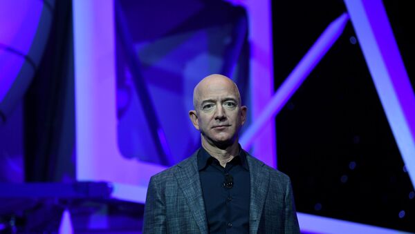 FILE PHOTO: Founder, Chairman, CEO and President of Amazon Jeff Bezos unveils his space company Blue Origin's space exploration lunar lander rocket called Blue Moon during an unveiling event in Washington - Sputnik International