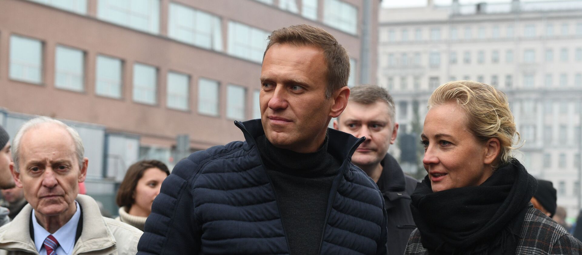 Alexey Navalny with wife Yulia - Sputnik International, 1920, 01.03.2021
