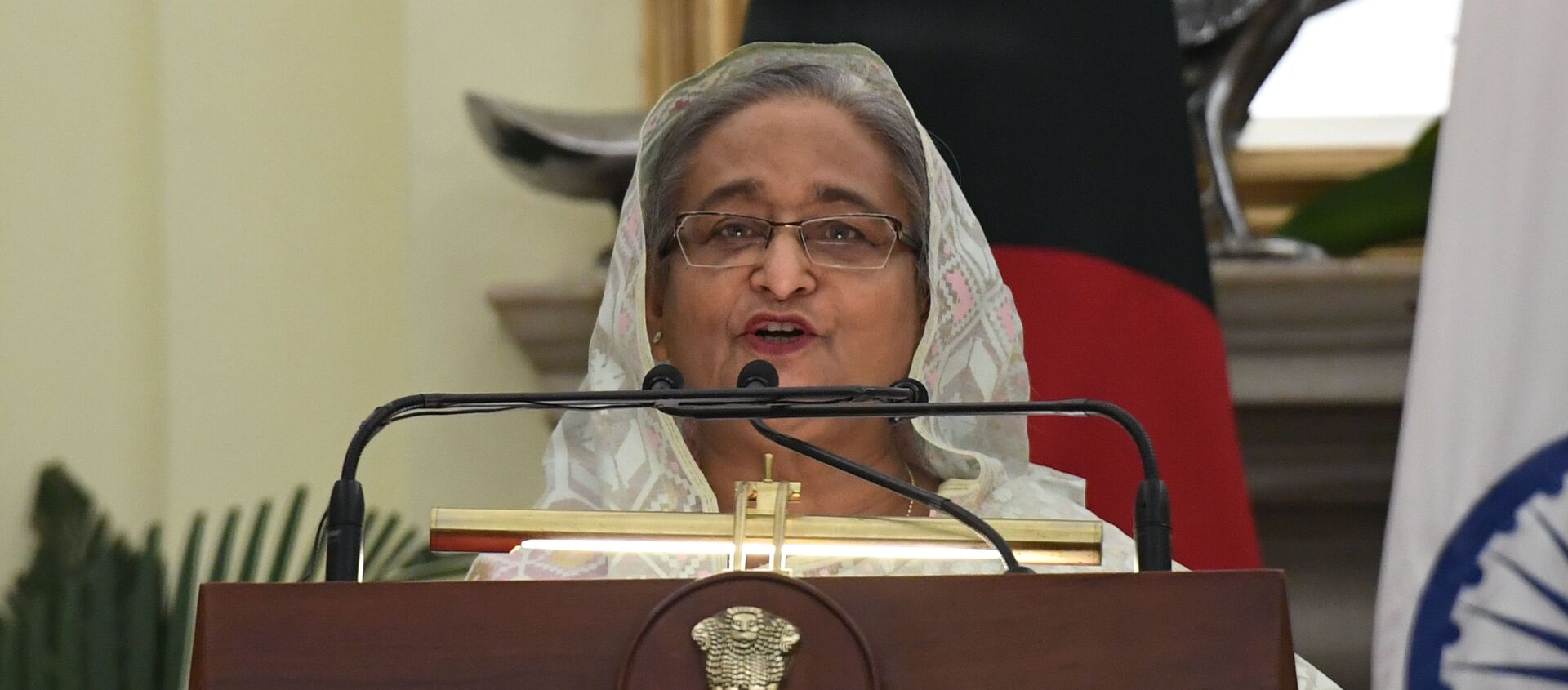 Bangladesh's Prime Minister Sheikh Hasina speaks during a press conference with India's Prime Minister Narendra Modi after a meeting in New Delhi on October 5, 2019. - Sputnik International, 1920, 16.12.2020