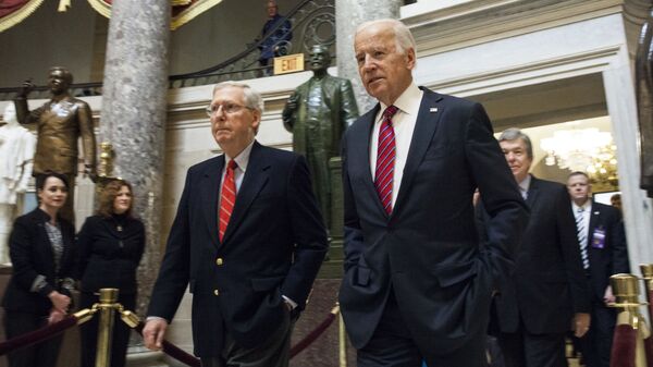 Republican Senate Majority Leader Mitch McConnell and Vice President Joe Biden, 2017 file photo. - Sputnik International