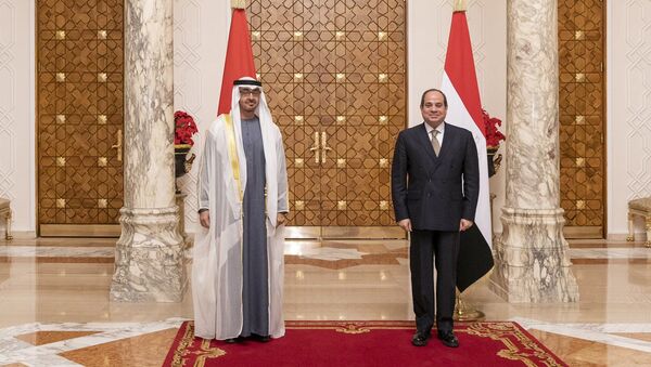 Egypt’s president, Abdel Fattah Al-Sisi, and Abu Dhabi's Crown Prince and Deputy Supreme Commander of the United Arab Emirates Armed Forces Mohammed bin Zayed Al Nahyan, pose for a photo during the prince’s visit to Cairo on Wednesday 16 December 2020. - Sputnik International