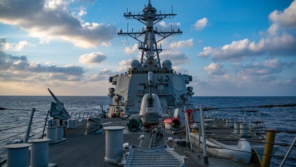 This US Navy photo released April 29, 2020 shows The Arleigh-Burke class guided-missile destroyer USS Barry (DDG 52) conducting underway operations on April 28, 2020 in the South China Sea - Sputnik International
