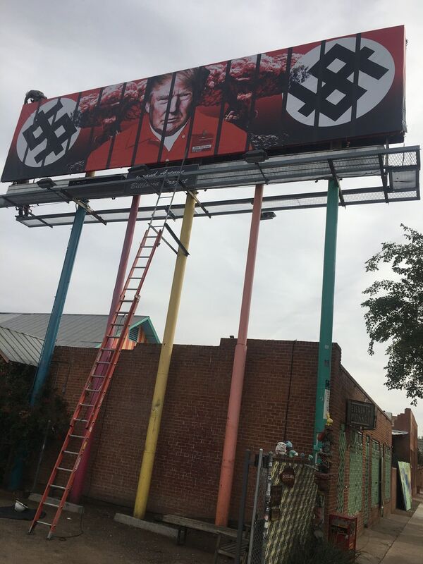 'Updated' Arizona Billboard Shows Donald Trump as Prisoner - Sputnik International