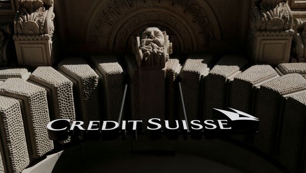 The logo of Swiss bank Credit Suisse is seen at its headquarters at the Paradeplatz square in Zurich, Switzerland October 1, 2019. - Sputnik International