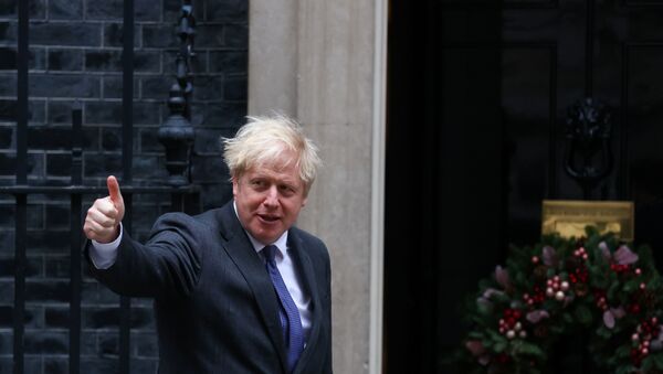 British Prime Minister Boris Johnson gestures - Sputnik International