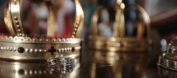 Crown - Sputnik International