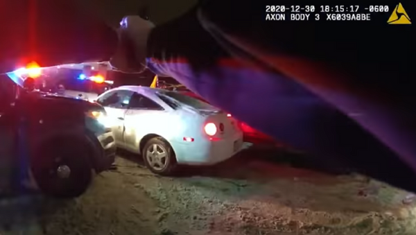 A screenshot of body camera footage worn by officers involved in the shooting of a suspect, identified as 23-year-old man, Dolal Idd, in Minneapolis, Minnesota, on 30 December, 2020. - Sputnik International