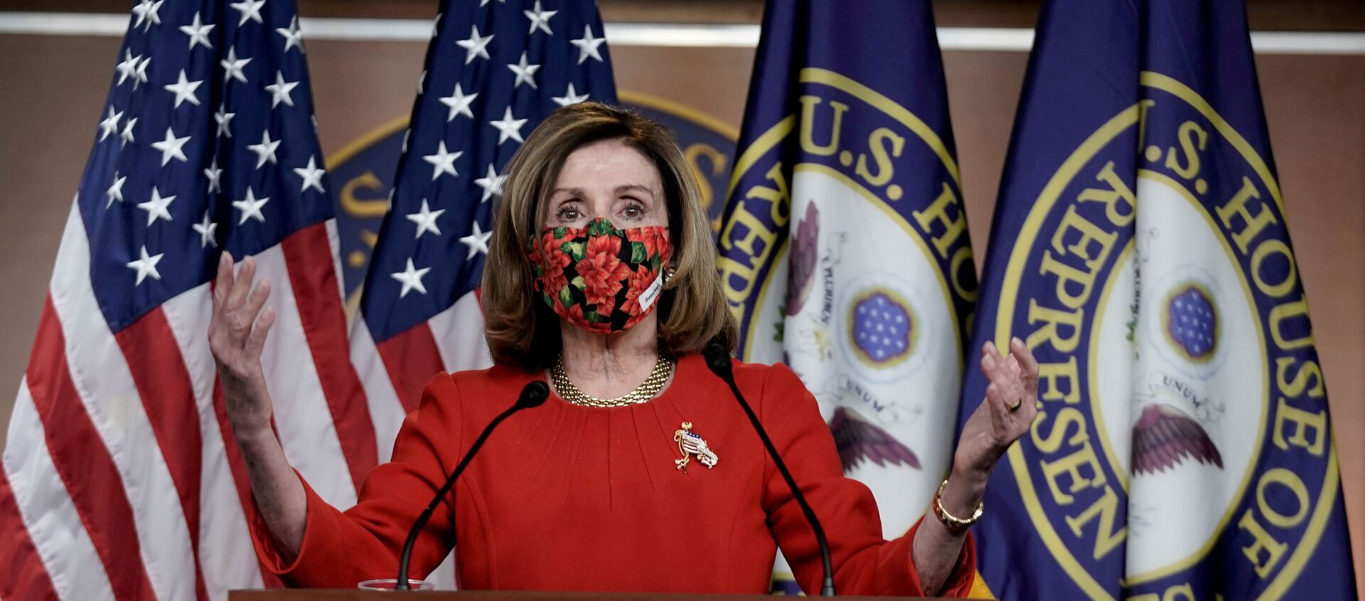 Speaker of the House Nancy Pelosi, D-CA., speaks to reporters on an agreement of a coronavirus disease (COVID-19) aid package on Capitol Hill in Washington, D.C., U.S., December 20, 2020 - Sputnik International, 1920, 30.01.2021