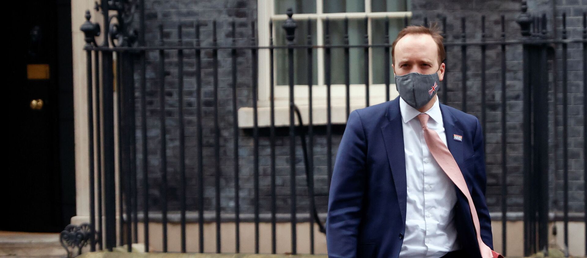 Britain's Health Secretary Matt Hancock leaves Downing Street, in London, Britain, January 4, 2021. - Sputnik International, 1920, 04.01.2021
