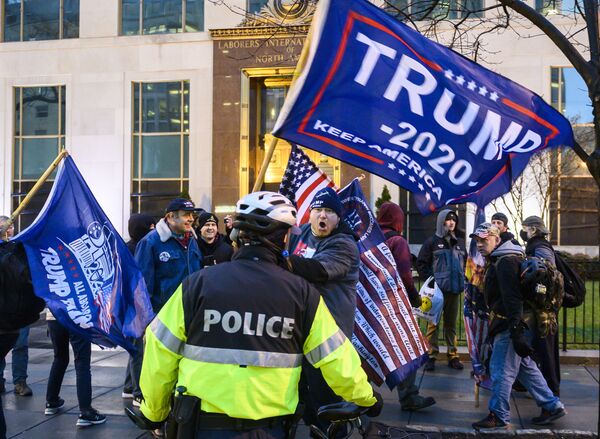 US Media Bias: Who Owns It And Why Was Trump Given A Rougher Ride Than Democrat Presidents? US Media Bias: Who Owns It And Why Was Trump Given A Rougher Ride Than Democrat Presidents? - Sputnik International