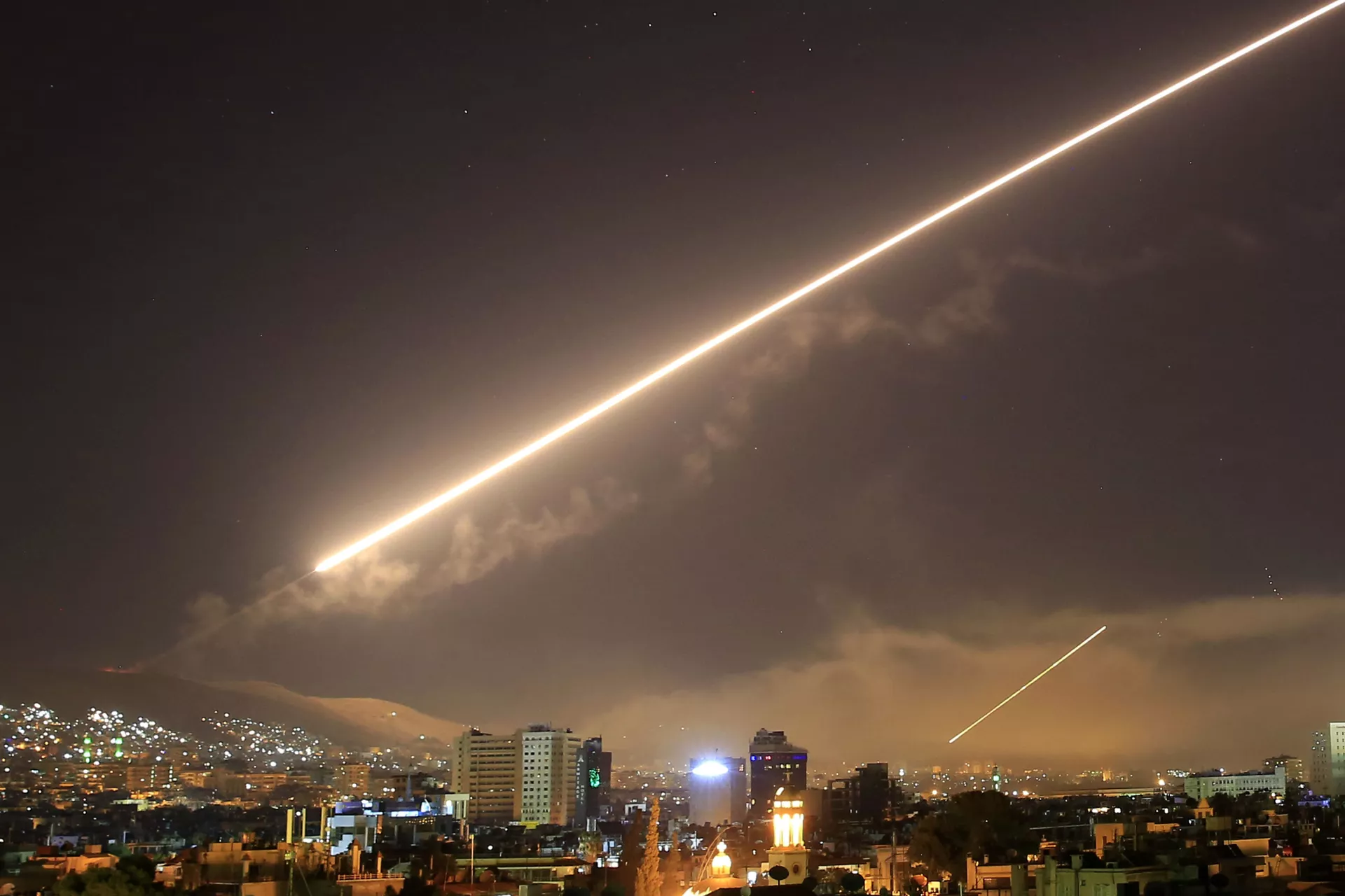 Syria Strongly Slams 'Cowardly' US Airstrike, Warns Such Move Will Escalate Tensions Syria Strongly Slams 'Cowardly' US Airstrike, Warns Such Move Will Escalate Tensions - Sputnik International, 1920, 26.02.2021