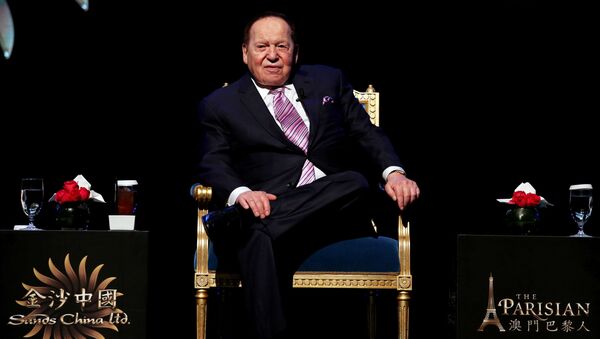 FILE PHOTO: Las Vegas Sands Corp Chairman and Chief Executive Sheldon Adelson attends a news conference on the opening of Parisian Macao in Macau, China September 13, 2016 - Sputnik International