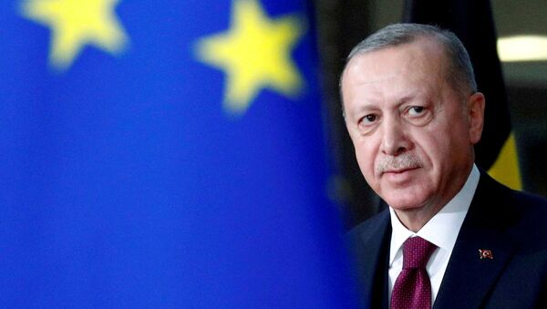 Turkish President Tayyip Erdogan arrives for a meeting with EU Council President Charles Michel in Brussels, Belgium March 9, 2020 - Sputnik International