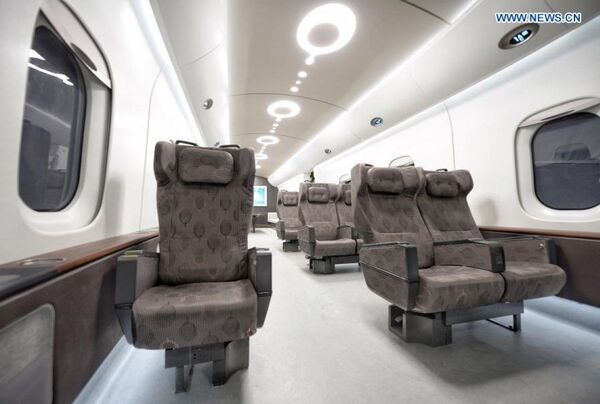 Photos: China Rolls Out ‘Super Bullet Maglev Train’ That Uses New High-Temperature Superconductor Photos: China Rolls Out ‘Super Bullet Maglev Train’ That Uses New High-Temperature Superconductor - Sputnik International