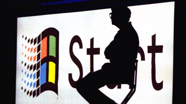 This Aug. 24, 1995 file photo shows Microsoft Chairman Bill Gates sitting on stage during a video portion of the Windows 95 Launch Event, on the company's campus in Redmond, Washington - Sputnik International