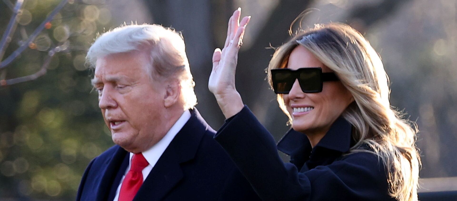 U.S. President Donald Trump and first lady Melania Trump depart for holiday travel to Florida from the White House in Washington, U.S. December 23, 2020 - Sputnik International, 1920, 27.01.2021