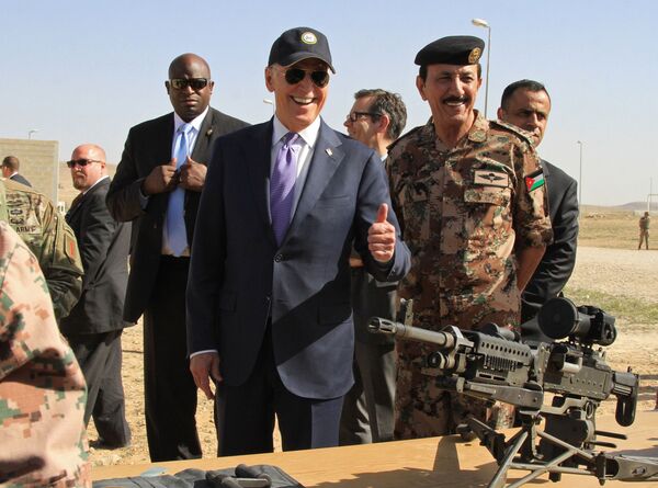 Ex-Envoy Who Fiddled With Syria Troop Figures Urges Biden to Continue Trump’s Middle East Policy - Sputnik International