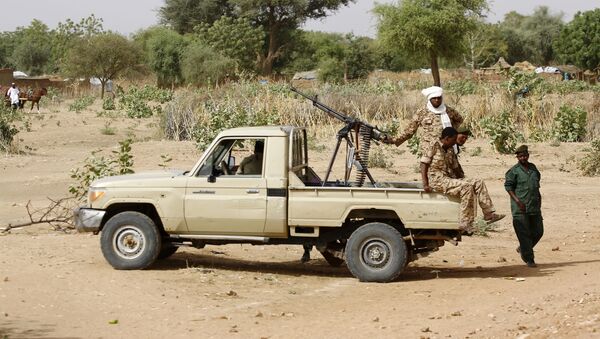 In this file photo taken on April 2, 2016, A convoy of Sudanese security forces deploy during a rally in al-Geneina, the capital of the West Darfur state.  - Sputnik International