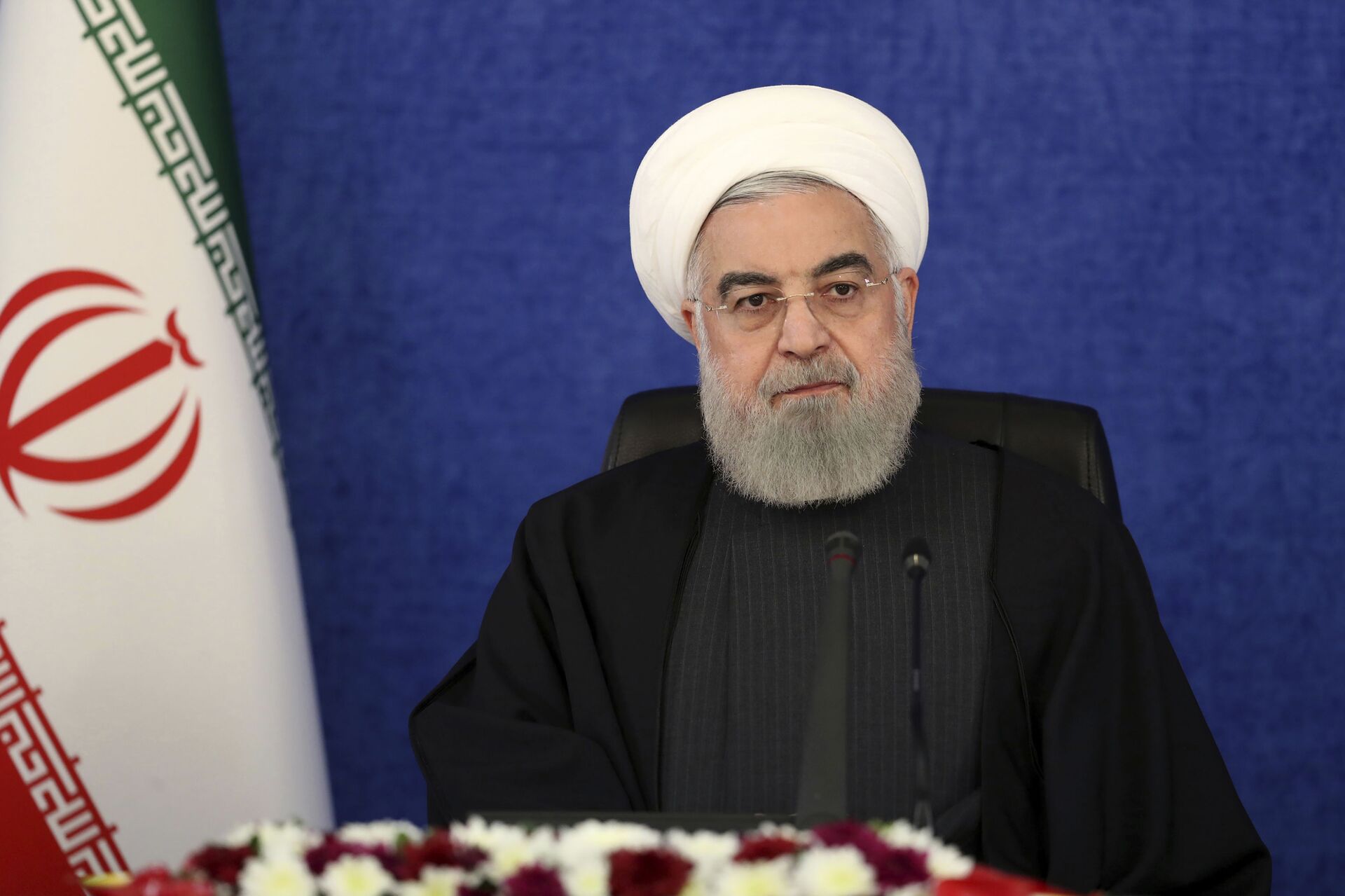 In this photo released by the official website of the office of the Iranian Presidency, President Hassan Rouhani attends a meeting in Tehran, Iran, Thursday, Jan. 7, 2021 - Sputnik International, 1920, 07.09.2021