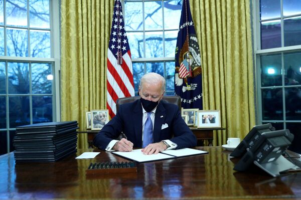 Oval Office Facelift: Biden Removes Winston Churchill Bust Oval Office Facelift: Biden Removes Winston Churchill Bust - Sputnik International