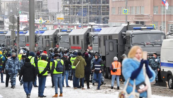 Riot police are on alert ahead of an unauthorised rally in Moscow, 31 January 2021 - Sputnik International