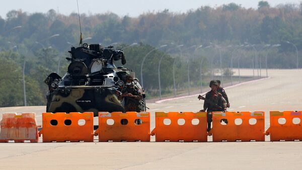 Myanmar's military checkpoint is seen on the way to the congress compound in Naypyitaw, Myanmar - Sputnik International
