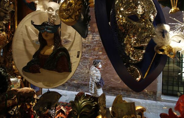 Empty Spaces and Abandoned Places: Venice Deserted as Traditional Carnival Held Without Tourists - Sputnik International