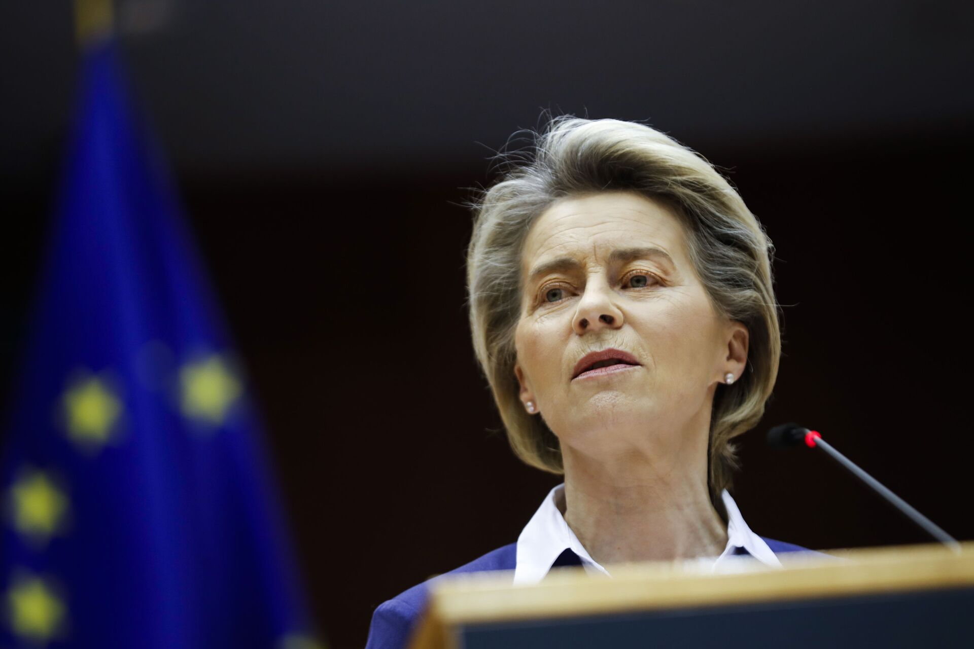 European Commission President Ursula Von Der Leyen addresses European lawmakers during a plenary session on the inauguration of the new President of the United States and the current political situation, at the European Parliament in Brussels, Wednesday, Jan. 20, 2021 - Sputnik International, 1920, 19.07.2022