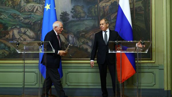 Russia's Foreign Minister Sergei Lavrov and European Union's foreign policy chief Josep Borrell attend a news conference following their talks in Moscow, Russia February 5, 2021. - Sputnik International