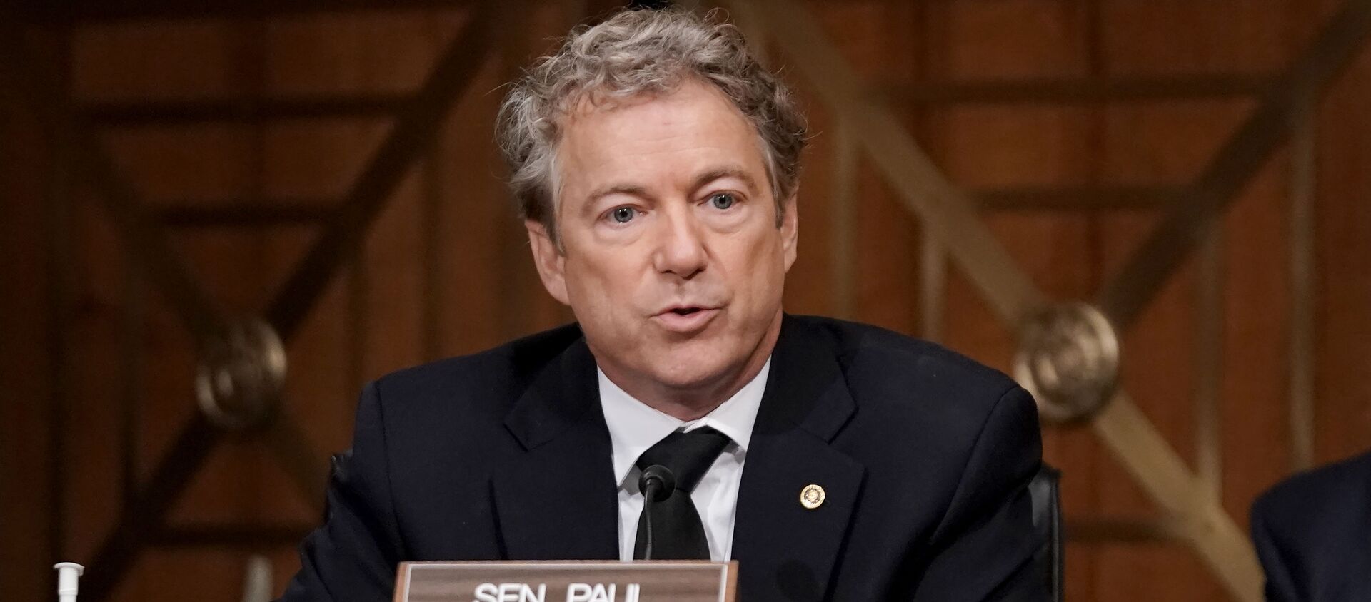 Sen. Rand Paul (R-KY) asks questions during a Senate Homeland Security and Governmental Affairs Committee hearing to discuss election security and the 2020 election process on December 16, 2020 in Washington, DC. - Sputnik International, 1920, 08.02.2021