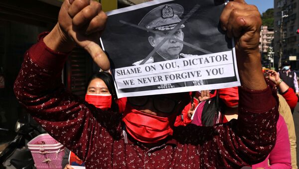 Thousands Rally Against Military Coup in Myanmar - Sputnik International