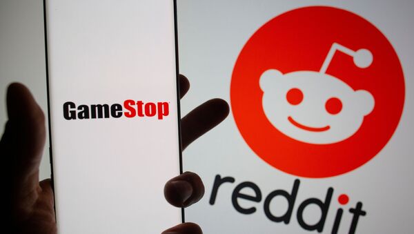 GameStop logo is seen in front of displayed Reddit logo in this illustration taken on Febr. 2, 2021 - Sputnik International
