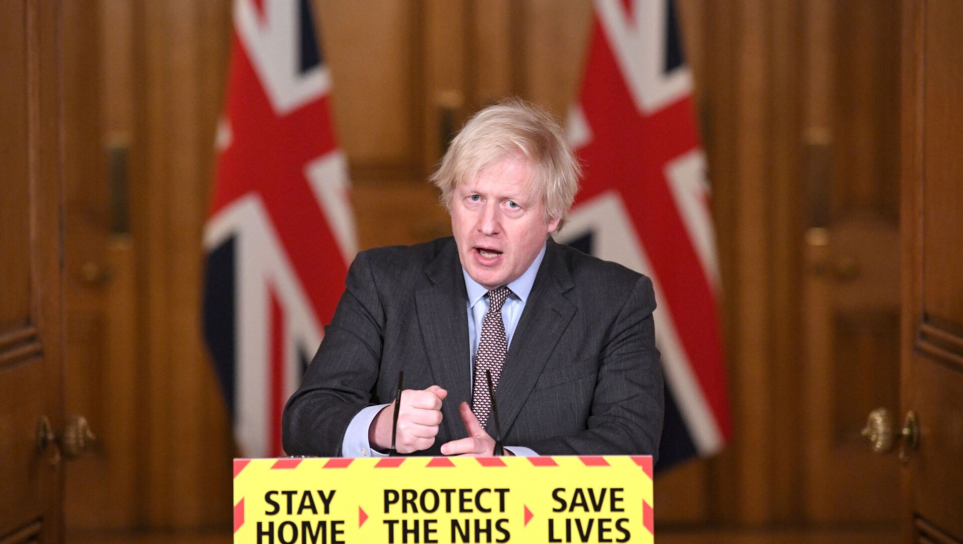 Britain's Prime Minister Boris Johnson addressees the media at a coronavirus disease (COVID-19) pandemic briefing in Downing Street, London, Britain February 3, 2021.  - Sputnik International, 1920, 15.02.2021