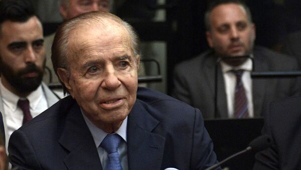 In this file photo taken on February 28, 2019 Argentine former president and current senator Carlos Menem gestures before hearing his sentence during his trial over accusations of attempting to block the 1994 AMIA bombing investigation, in Buenos Aires. - Former Argentine President Carlos Menem (1989-1999) died Sunday in a Buenos Aires clinic at the age of 90, according to the official news agency Telam and other media. - Sputnik International