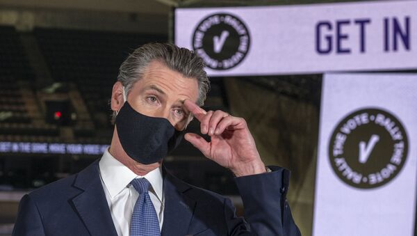 In this Oct 29, 2020, file photo, California Gov. Gavin Newsom speaks to reporters at Golden 1 Center in Sacramento, Calif. Gov. Newsom is facing a possible recall election as the nation's most populous state struggles to emerge from the coronavirus crisis - Sputnik International