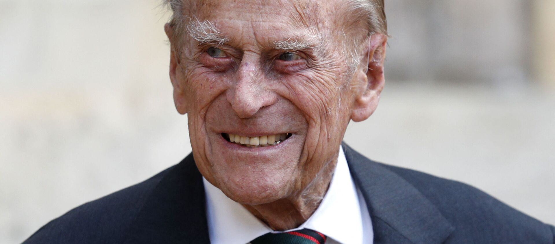 Britain's Prince Philip (C), Duke of Edinburgh takes part in the transfer of the Colonel-in-Chief of The Rifles at Windsor castle in Windsor on July 22, 2020 - Sputnik International, 1920, 28.02.2021