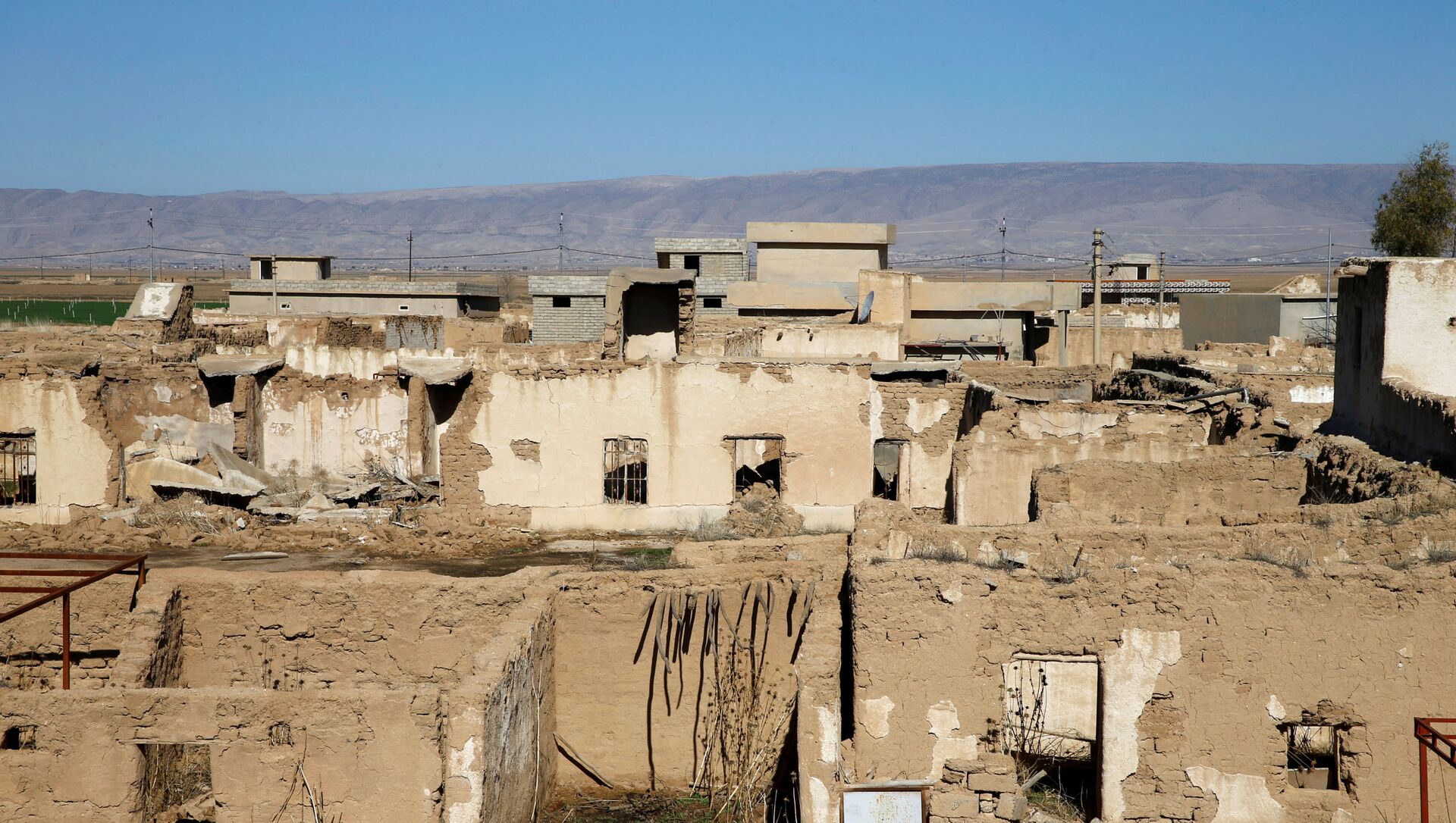 A view shows remains of houses destroyed in past Islamic State militant attacks, in Kojo, Iraq February 7, 2021. Picture taken February 7, 2021. - Sputnik International, 1920, 18.02.2021
